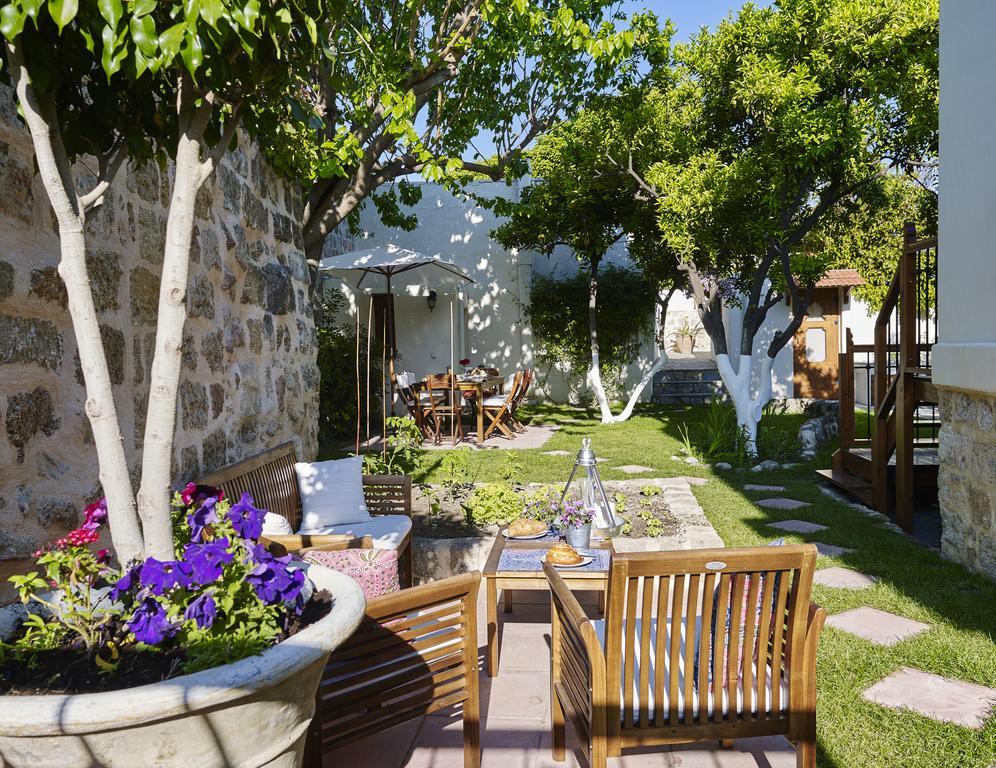 Helios Garden Boutique Apartments Rhodes City Eksteriør billede